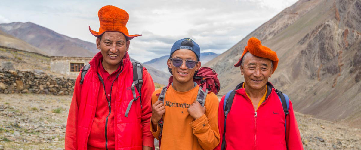 Dolpo Thinkyu Girl River Sky