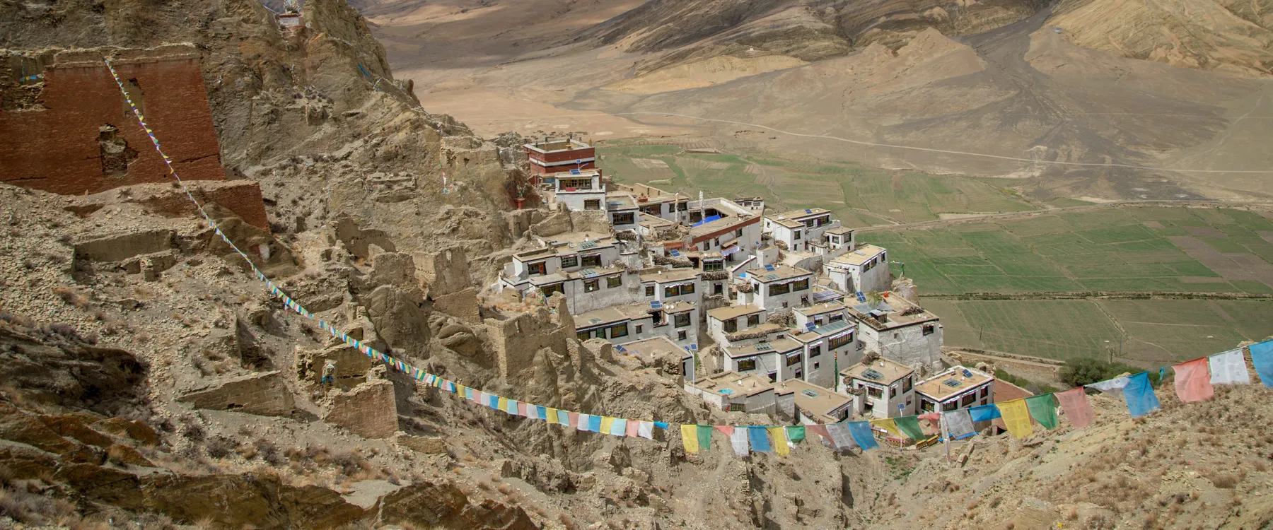 Dolpo Thinkyu Girl River Sky